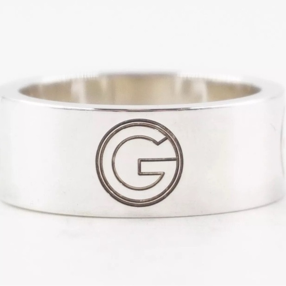 ❌SOLD❌NWT [Gucci] 925 Sterling Silver Monogram 8mm Cutout Wide-Band Ring Sz 7.5 - Picture 4 of 13